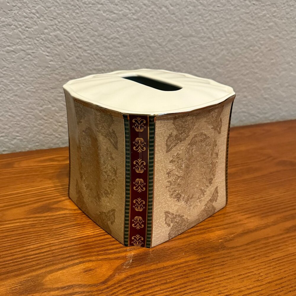 Croscill Townhouse Ceramic Tissue Box Cover
